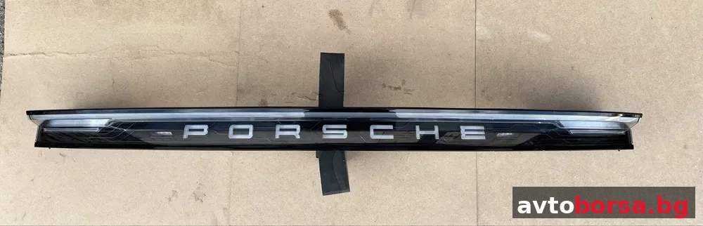 Оригинален Заден Рефлектор Porsche Taycan 9j1