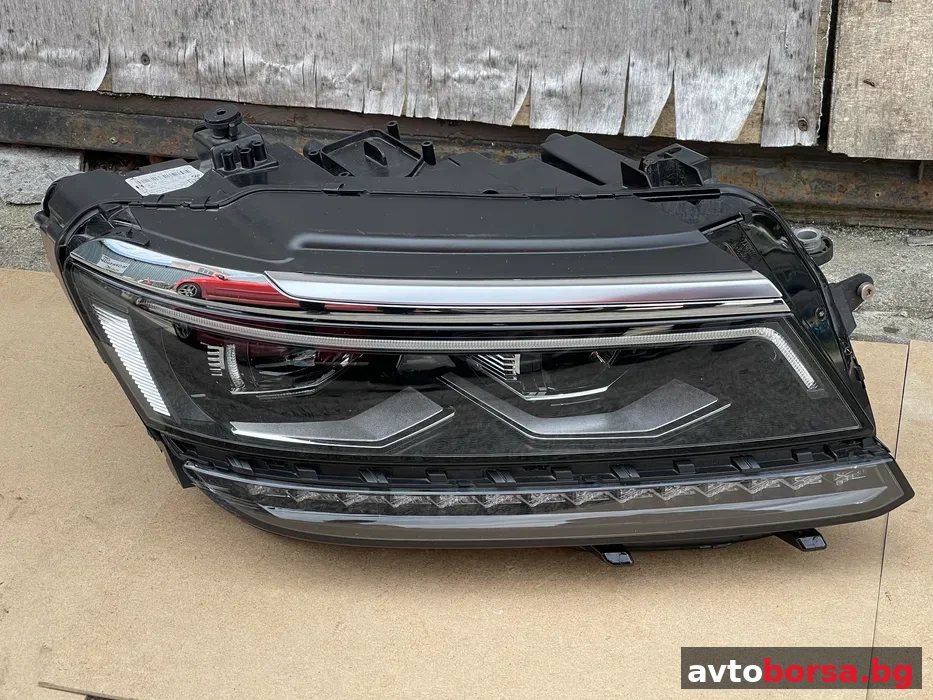 Оригинален Фар VW Tiguan 5NA 5NB941082E